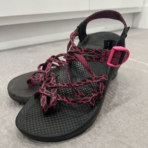 CHACO X2 Z cloud sandals, gently worn!